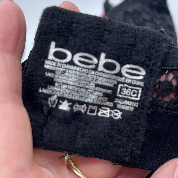 Bebe floral size 36C padded push up bra. - Picture 6 of 7